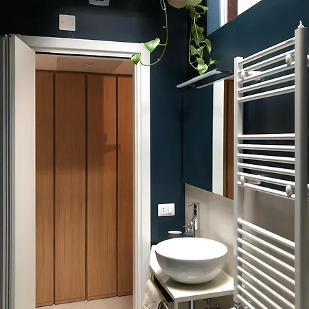 Bilocale Su Corte Milanese Apartment
